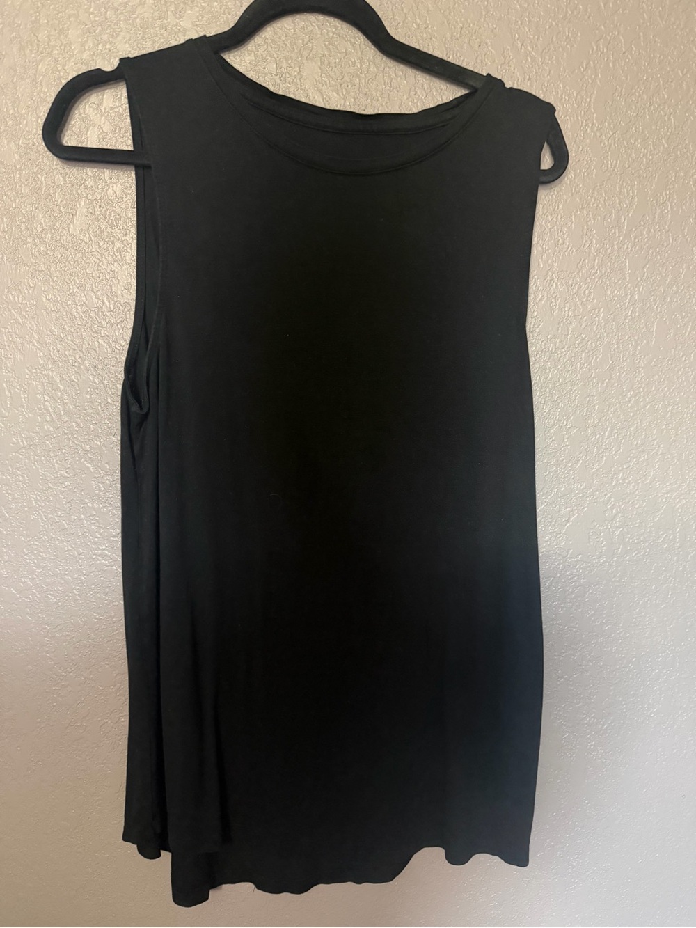 Black Sleeveless Women's Tank Top